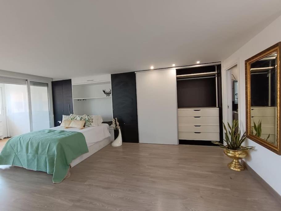 Spacious Studio By The University San Vicente Raspeig ภายนอก รูปภาพ